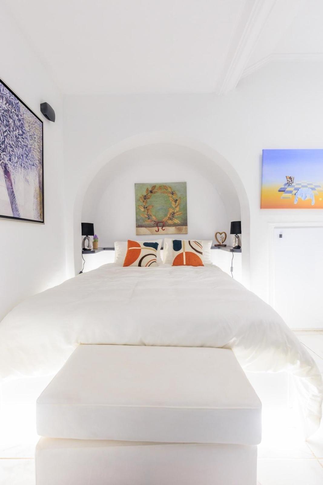 Aiolos Luxury Apartment Under Acropolis In Plaka Афіни Екстер'єр фото